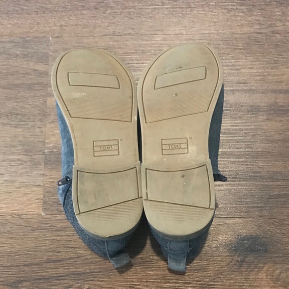 Toms Side Zip Gray Ankle Booties - Picture 7 of 8